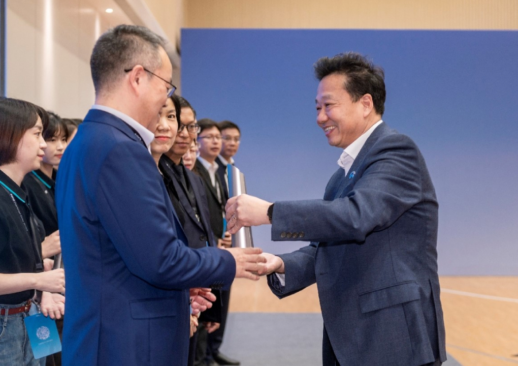 AG尊时凯龙人生就博-人生就是搏中国官方网站